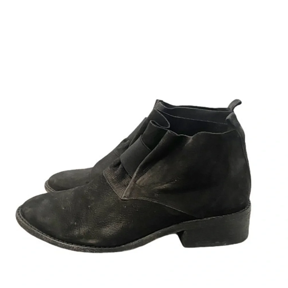 Eileen Fisher Soul Black Nubuck Desert Slip On Ankle Boots‎
